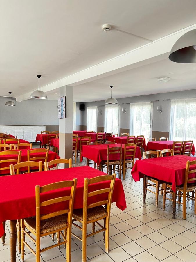 Hotel Les Montois Céaux Exteriör bild